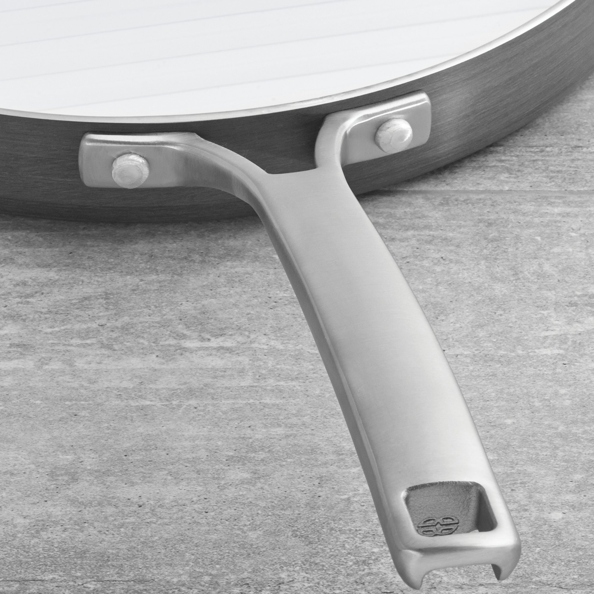 Calphalon Classic™ Ceramic Nonstick 12in. Round Grill Pan