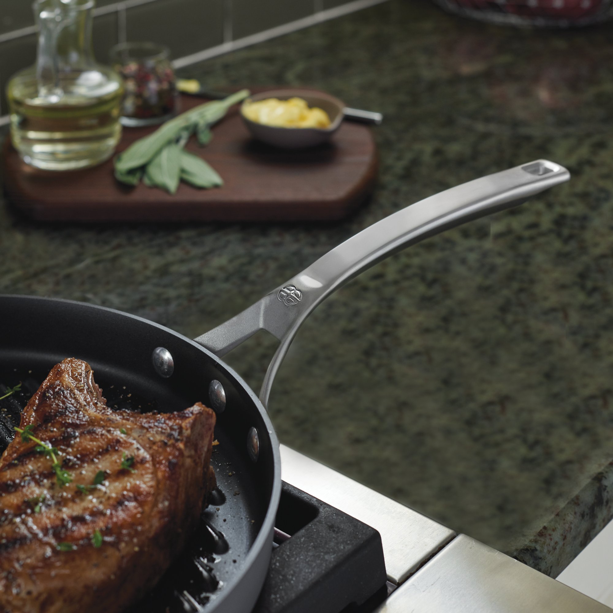 calphalon signature oven safe